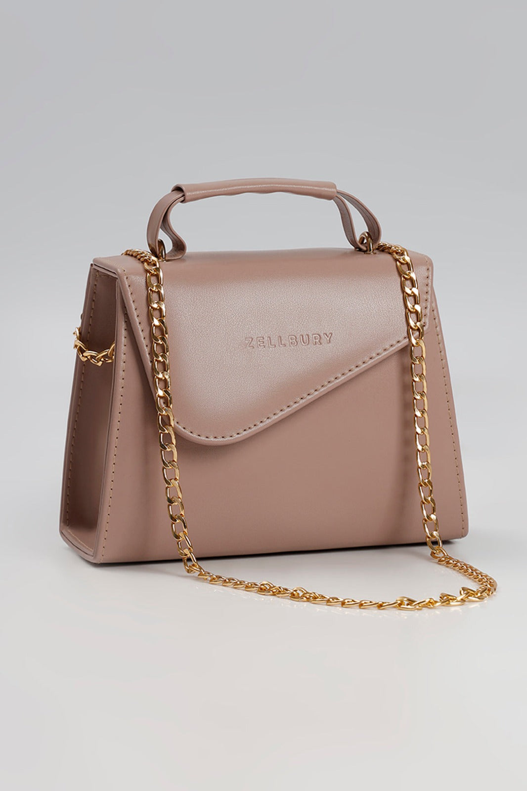 ✨ Elegant White Leather Handbag with Gold Chain Strap ✨