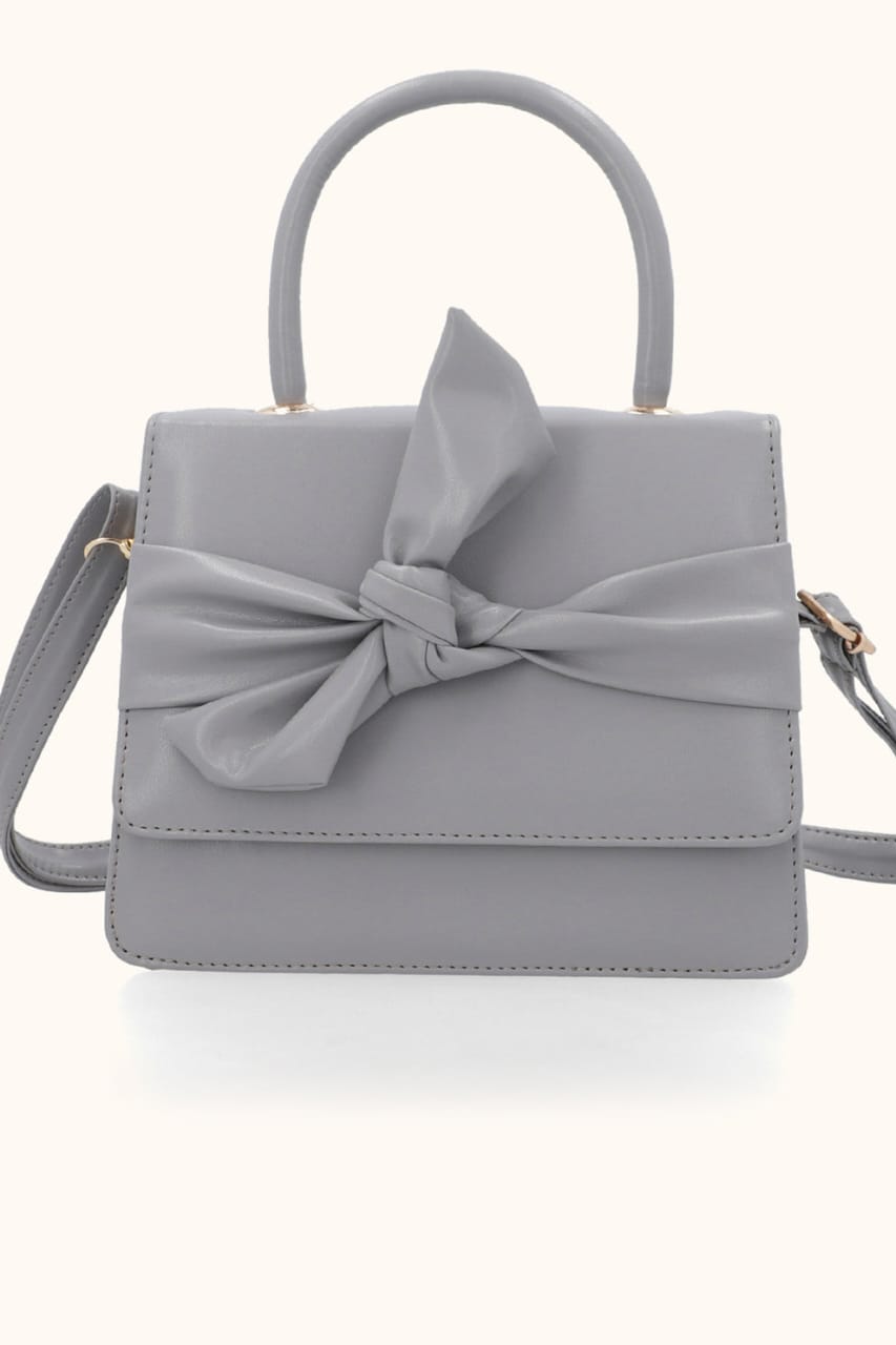π Elegant Handbag with Bow