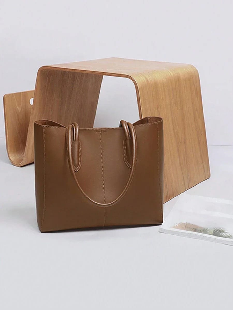 Minimalist  Tote Bag with Zipper Pouch – Elegant Everyday Handbag
