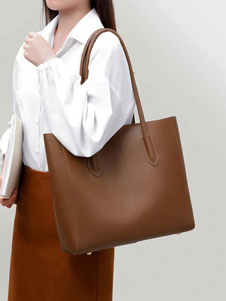 Minimalist  Tote Bag with Zipper Pouch – Elegant Everyday Handbag